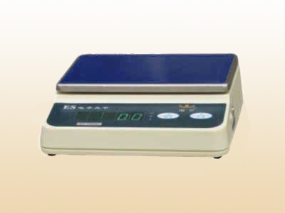 ES-Eϵ�е�����ƽ